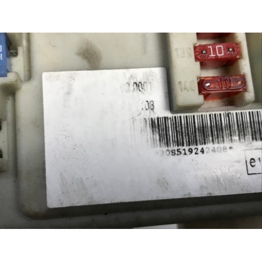 Блок запобіжників Ford Focus 2 2005-2010 519242408